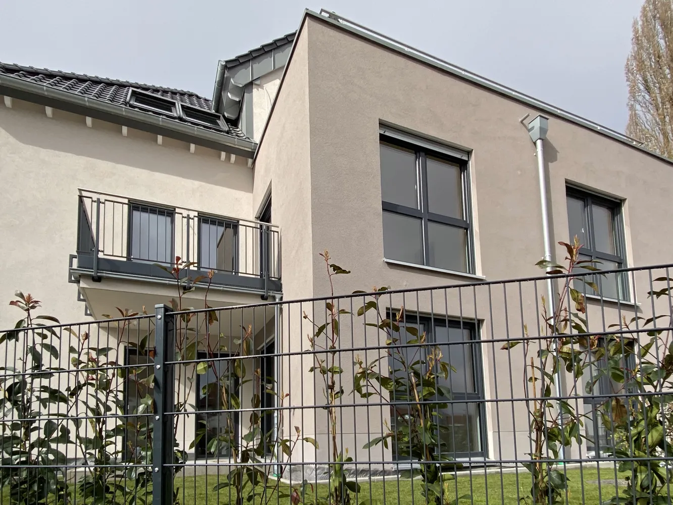 3 Zimmer Wohnung mit 96 m² in Wiesbaden – Bild 1
