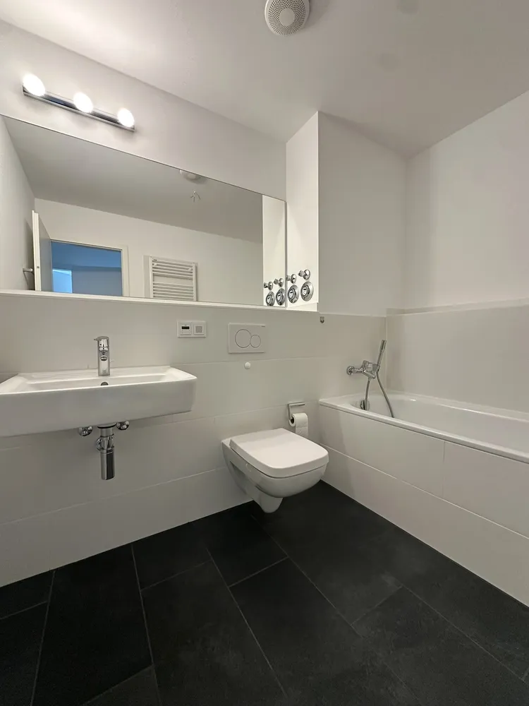 4 room apartment with 97 m² in Berlin – Photo 1