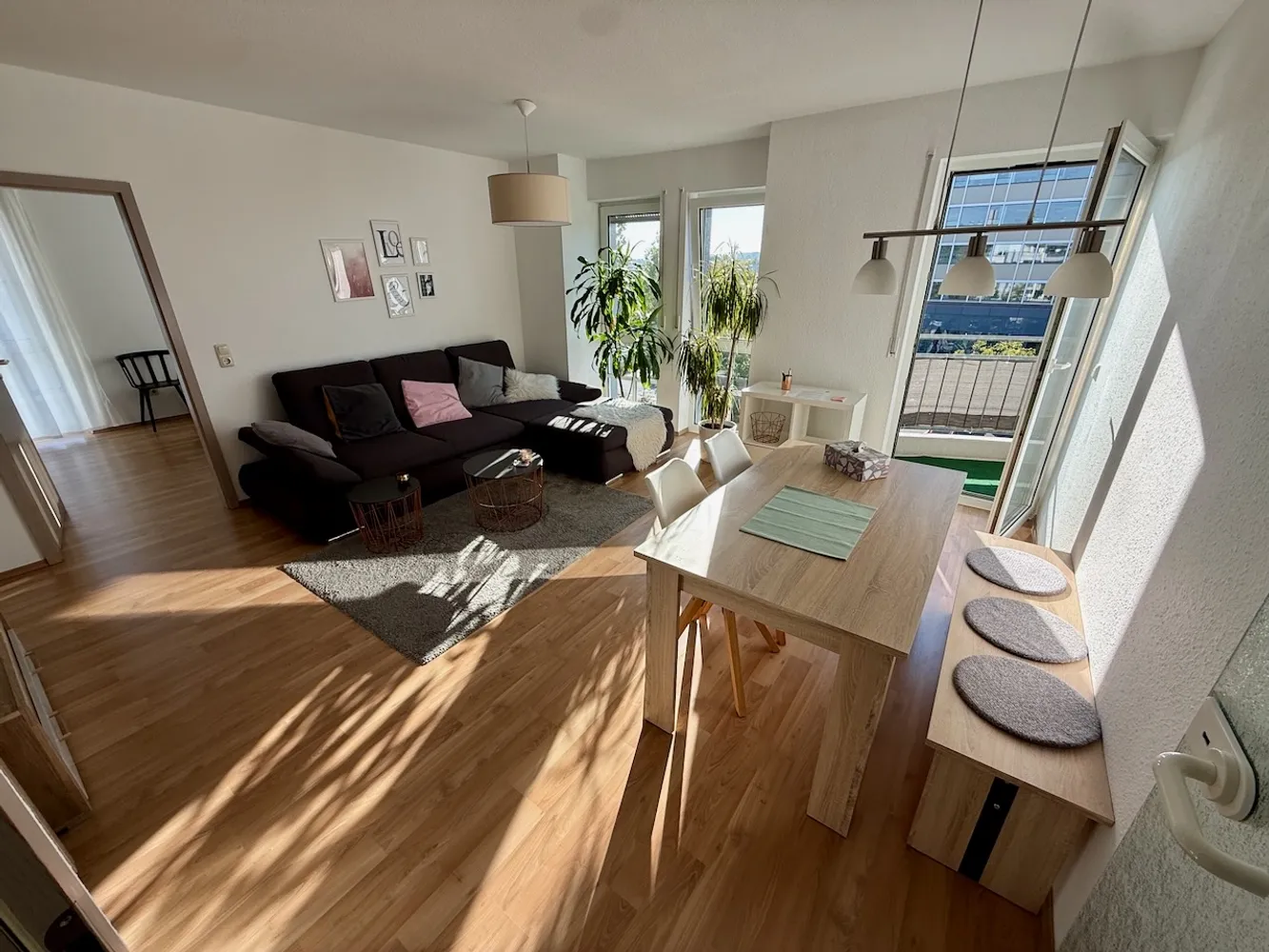 2 Zimmer Wohnung mit 52 m² in Wiesbaden – Bild 2
