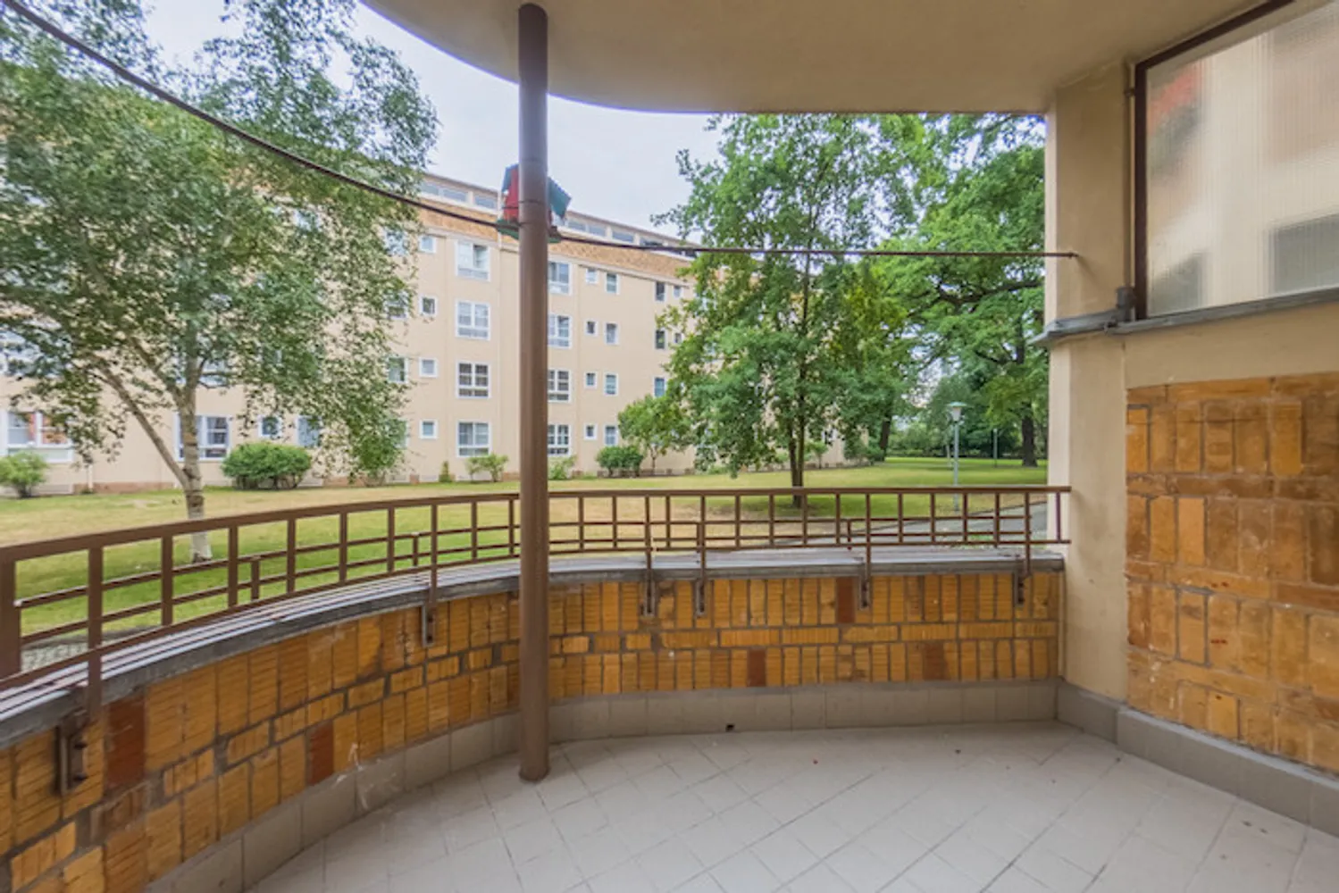 3 Zimmer Wohnung mit 58 m² in Berlin – Bild 2