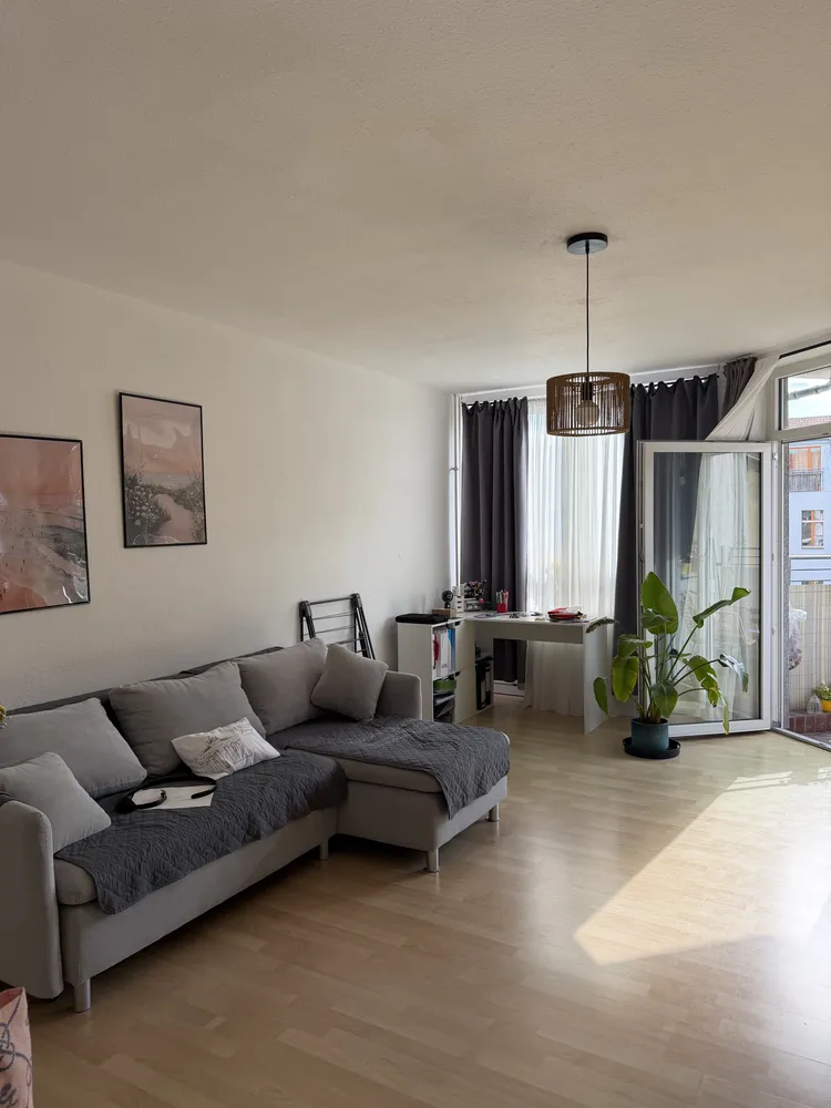 2 Zimmer Wohnung mit 62 m² in Berlin – Bild 1