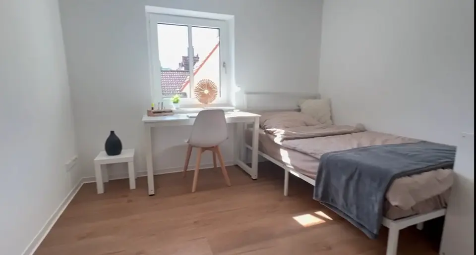 WG-Zimmer mit 13 m² in Stuttgart – Bild 1