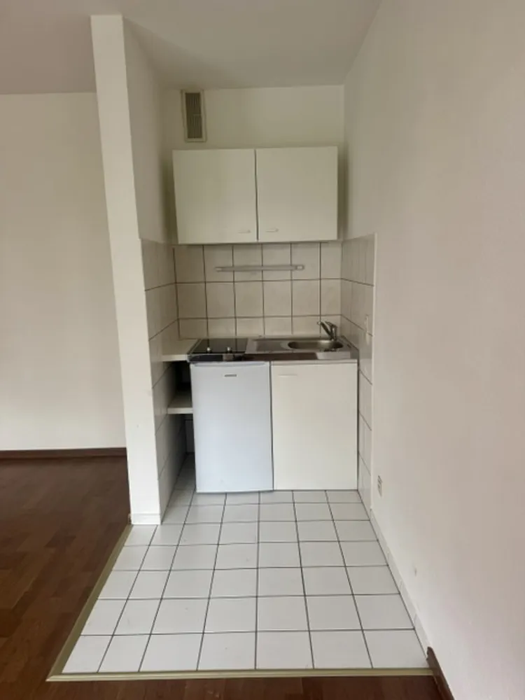1 Zimmer Wohnung mit 32 m² in Köln – Bild 3