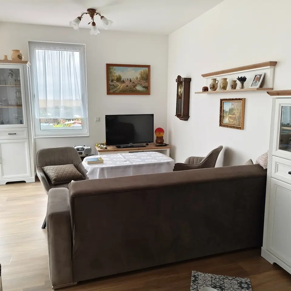 2 room apartment with 50 m² in Brandenburg an der Havel – Photo 1