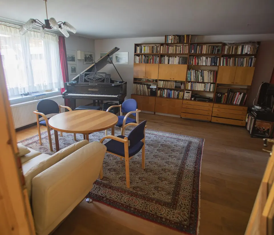 4 Zimmer Wohnung mit 105 m² in Rostock – Bild 1