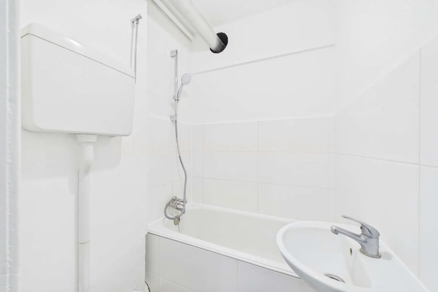 1 Zimmer Wohnung mit 25 m² in Frankfurt am Main – Bild 3