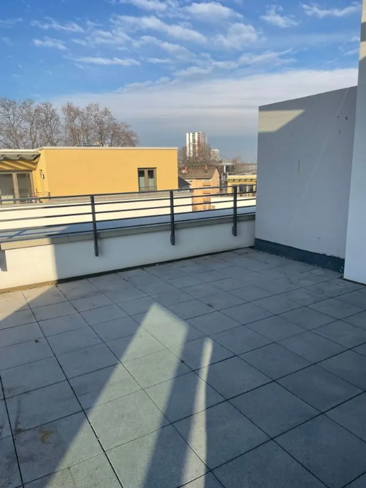 3 Zimmer Wohnung mit 114 m² in Ludwigshafen am Rhein – Bild 2