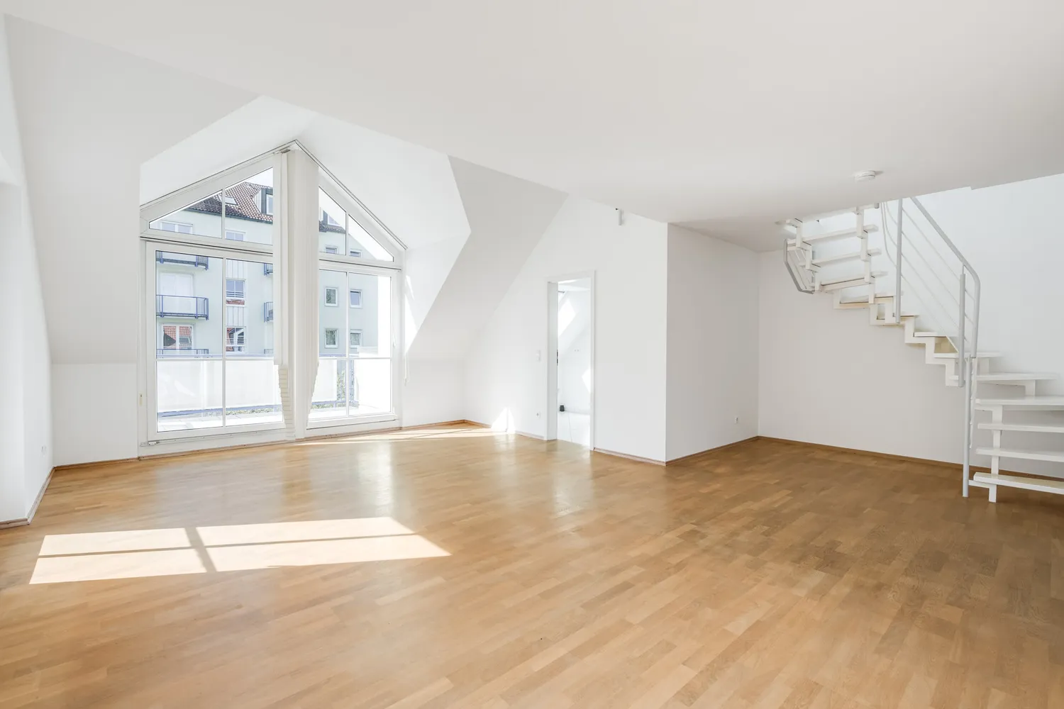 3 Zimmer Wohnung mit 87 m² in München – Bild 6