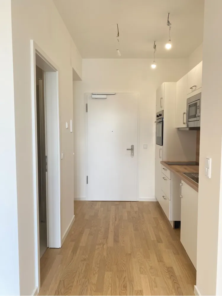 1 room apartment with 30 m² in Berlin – Photo 4