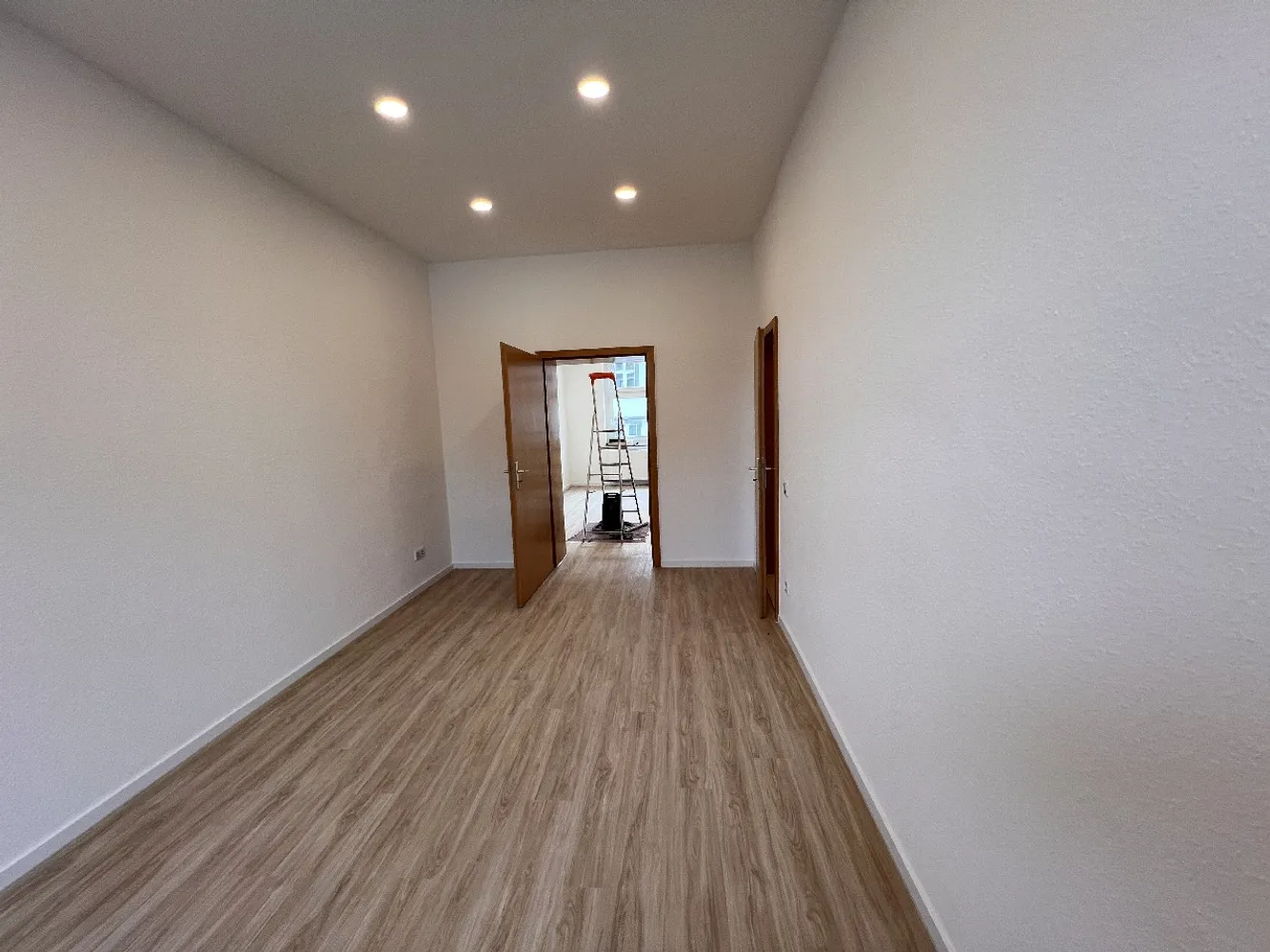 3 Zimmer Wohnung mit 104 m² in Düsseldorf – Bild 3