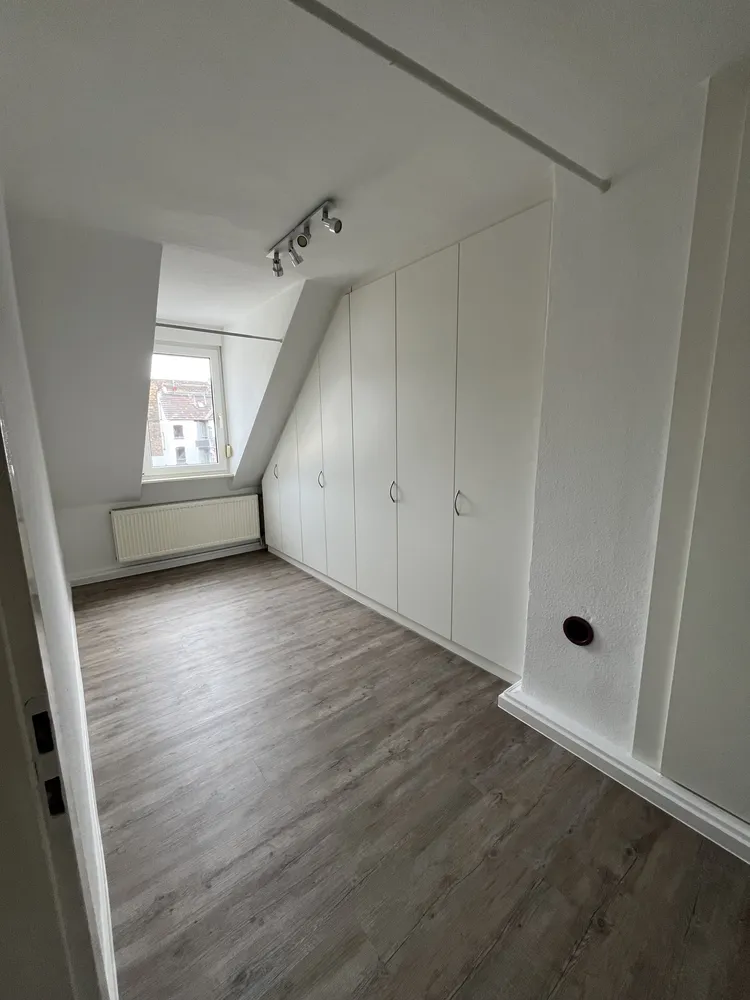 4 Zimmer Wohnung mit 90 m² in Mannheim – Bild 2