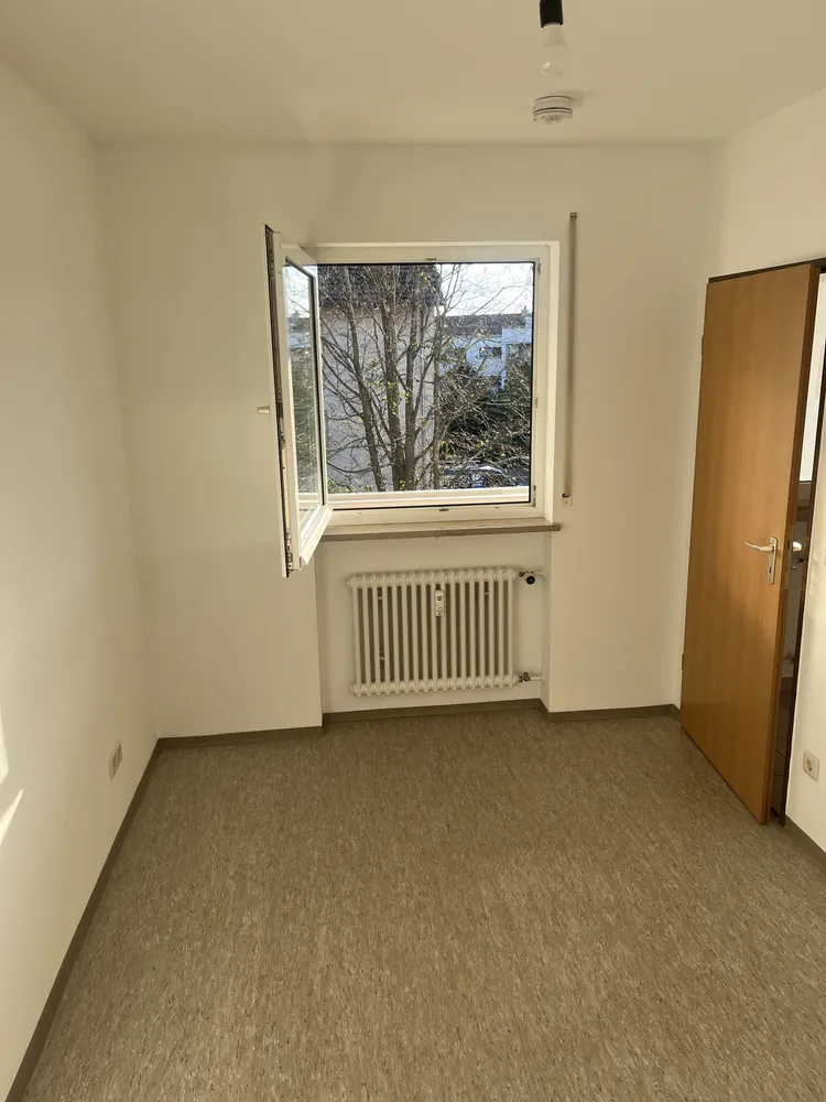 2 Zimmer Wohnung mit 43 m² in Germering – Bild 1