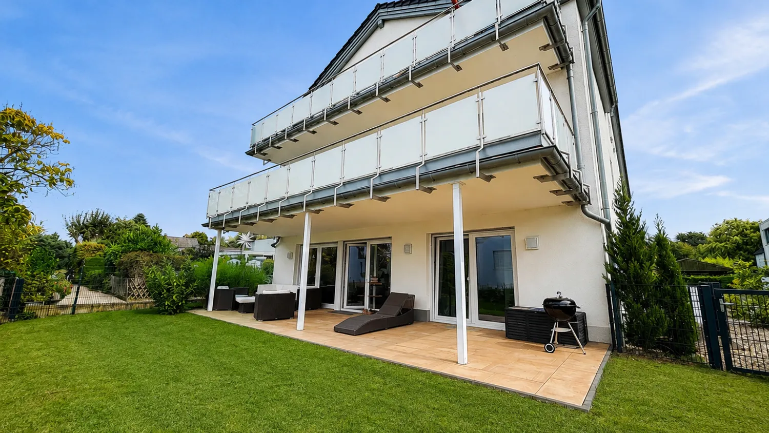 4 Zimmer Wohnung mit 128 m² in Düsseldorf – Bild 3
