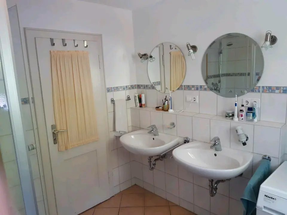 WG-Zimmer mit 150 m² in Weingarten – Bild 5