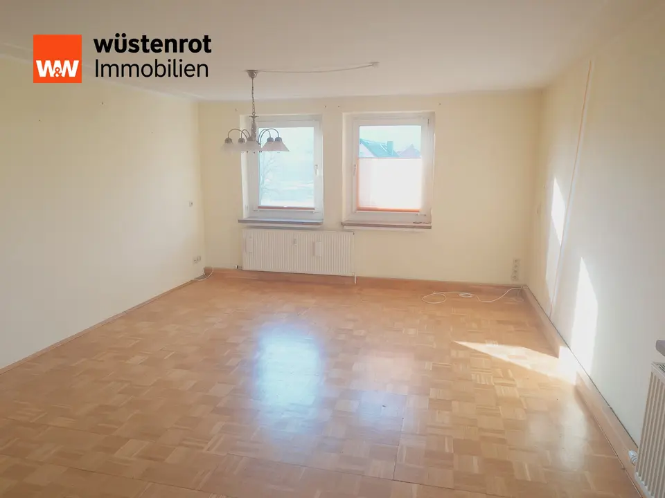 7 Zimmer Wohnung mit 230 m² in Freiberg – Bild 8