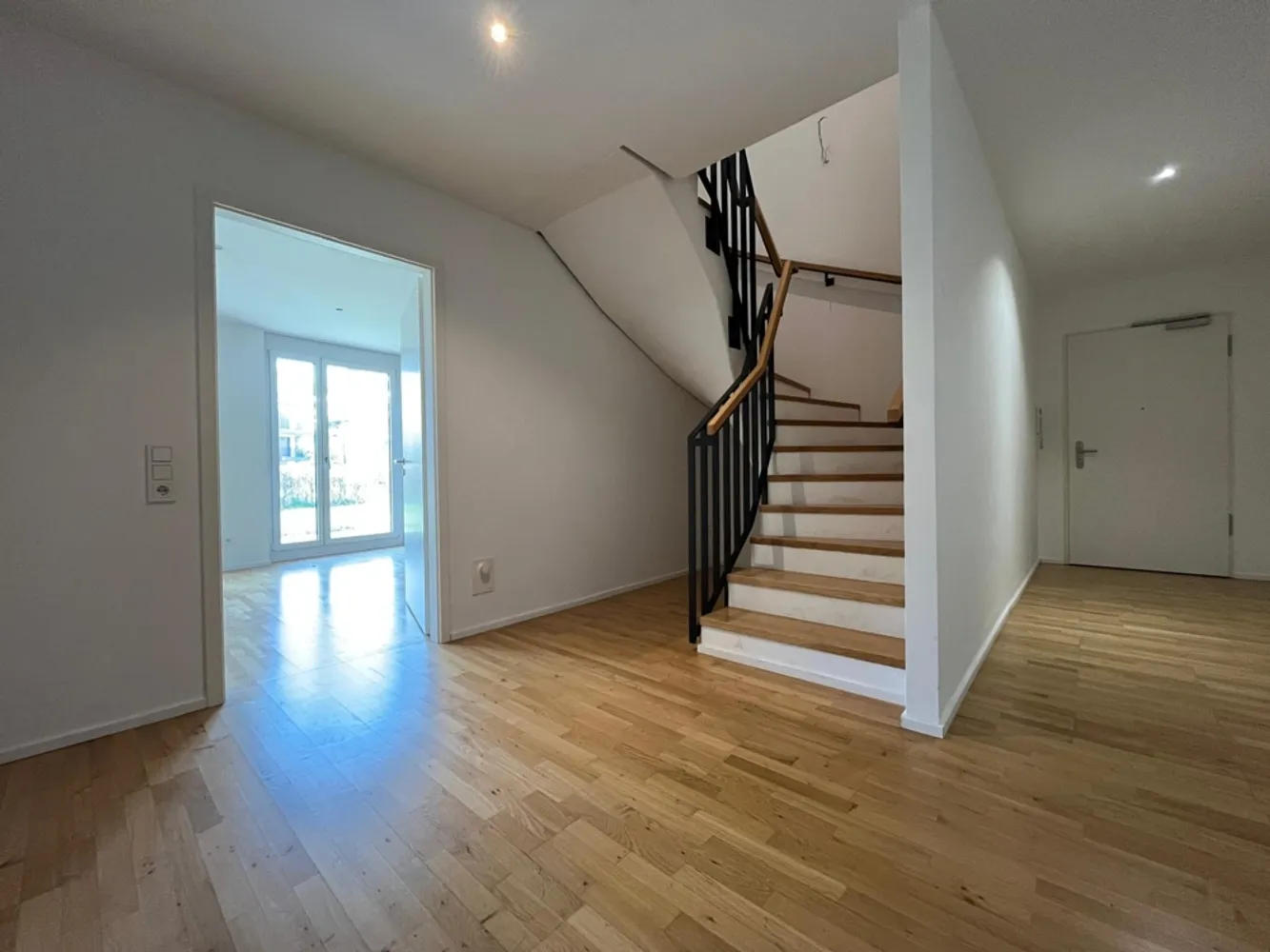 4 Zimmer Wohnung mit 184 m² in Stuttgart – Bild 2