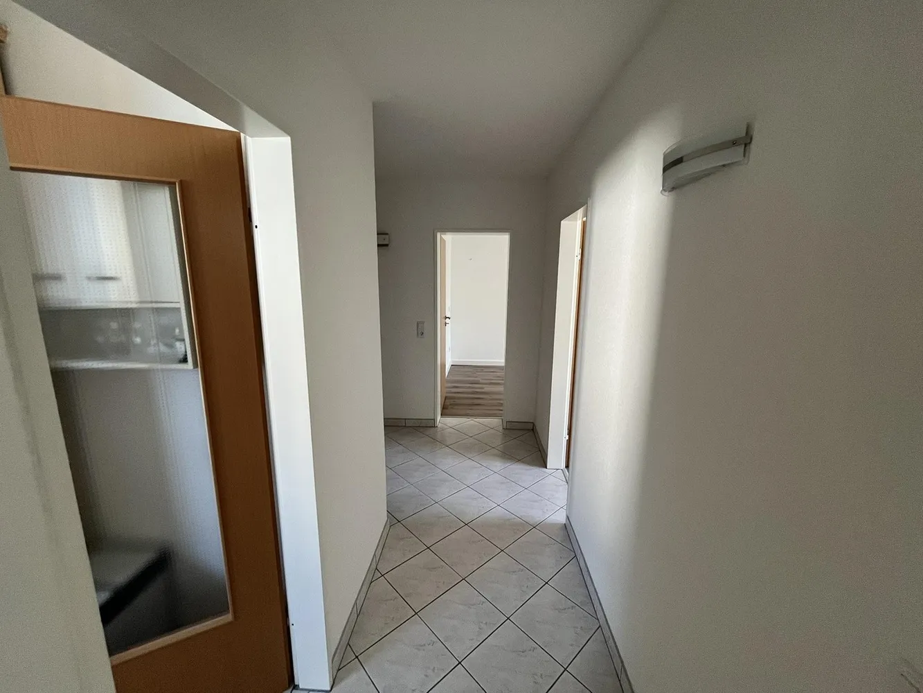 3 Zimmer Wohnung mit 95 m² in Langenfeld – Bild 3