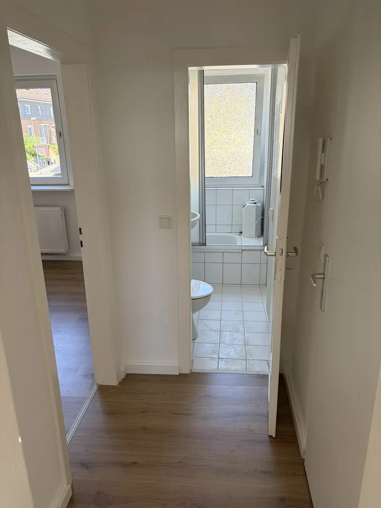 2 Zimmer Wohnung mit 44 m² in Remscheid – Bild 2