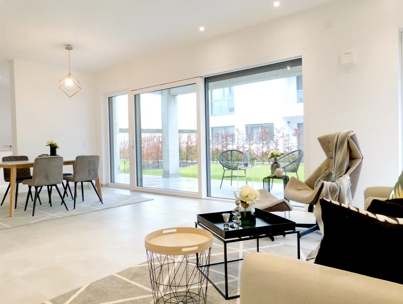 4 Zimmer Wohnung mit 131 m² in Duisburg – Bild 2
