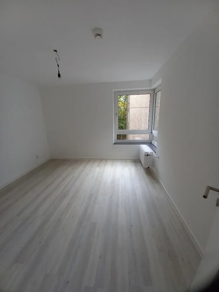 4 Zimmer Wohnung mit 80 m² in Düsseldorf – Bild 11