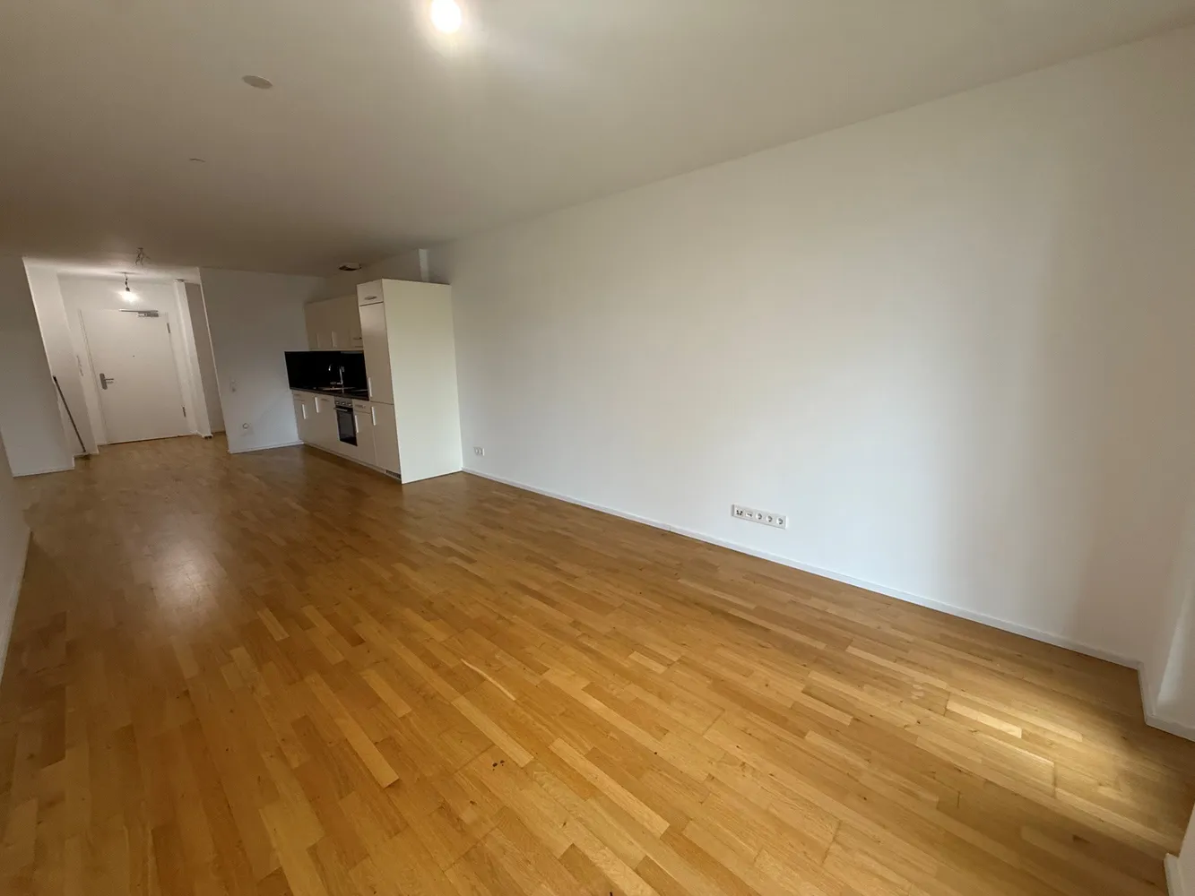 2 Zimmer Wohnung mit 77 m² in Stuttgart – Bild 7