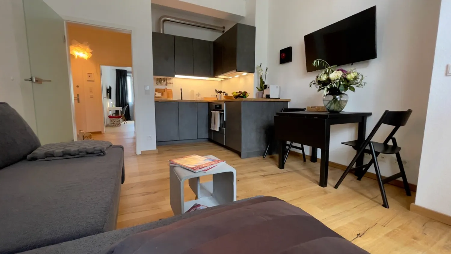 2 room apartment with 45 m² in Düsseldorf – Photo 2