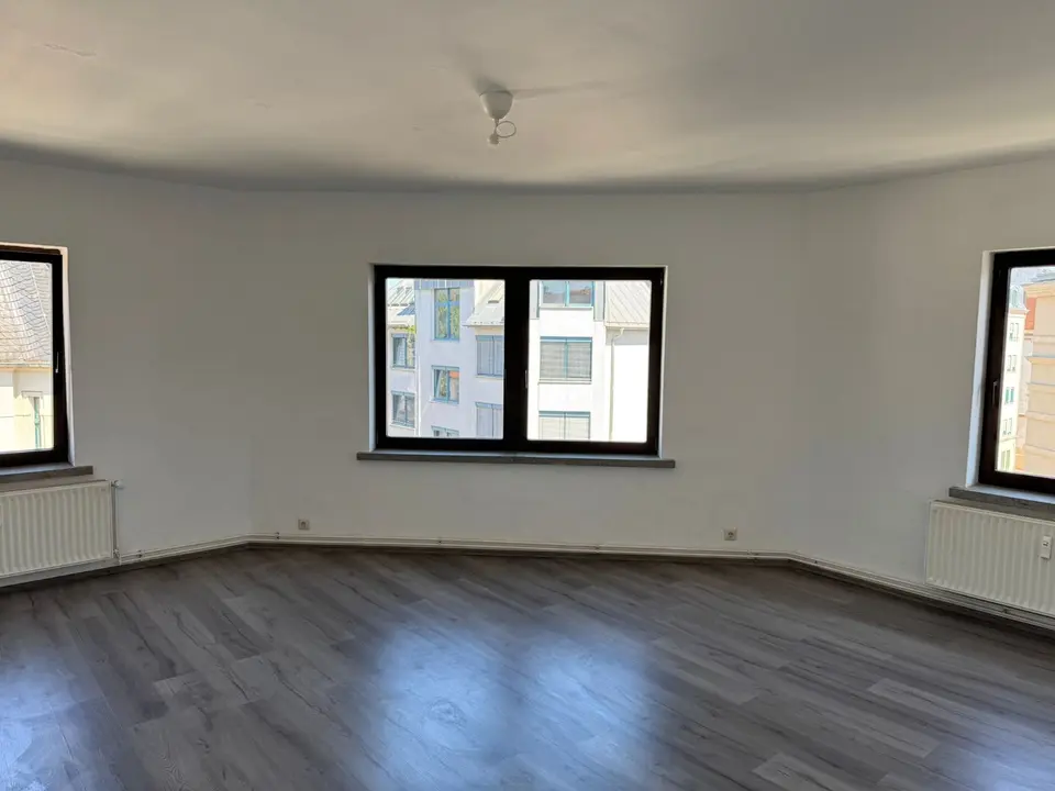 2 Zimmer Wohnung mit 67 m² in Halle (Saale) – Bild 1