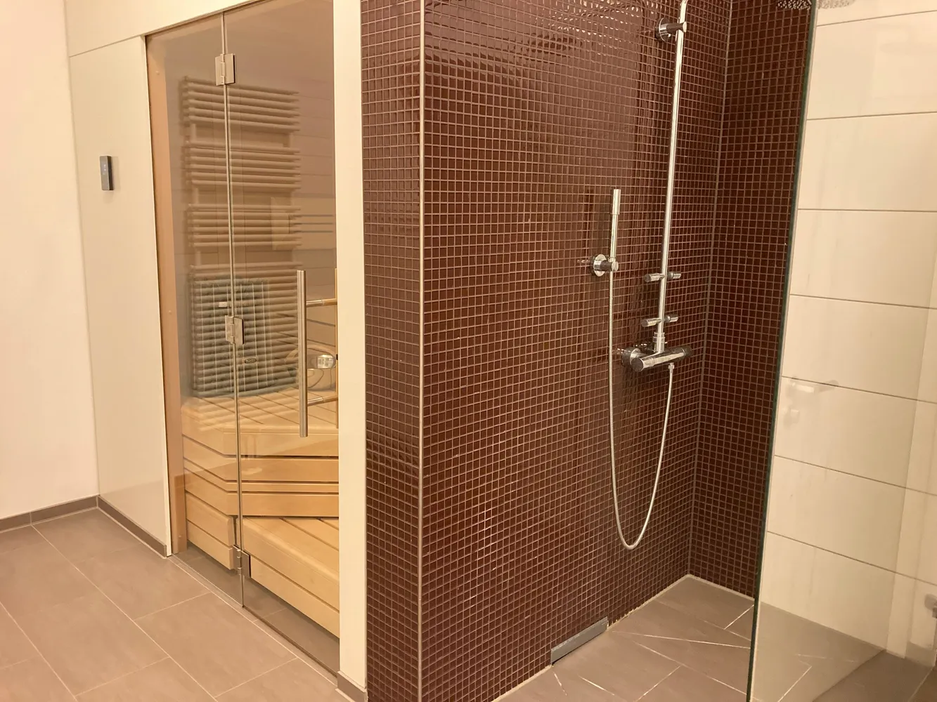 2 Zimmer Wohnung mit 109 m² in Hannover – Bild 7