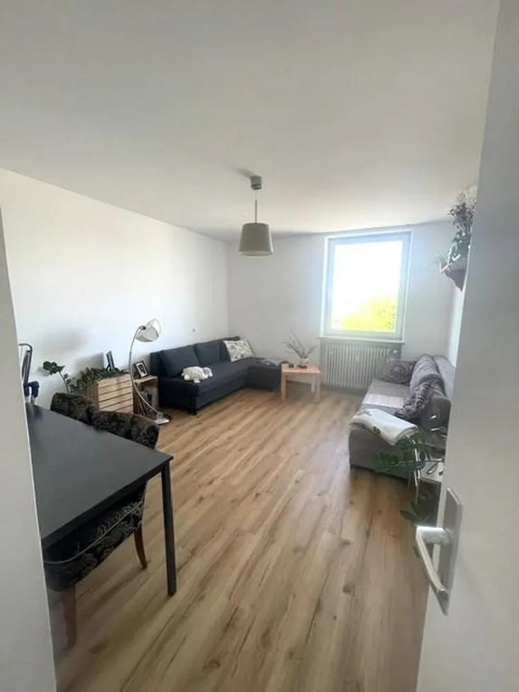 3 Zimmer Wohnung mit 66 m² in München – Bild 11