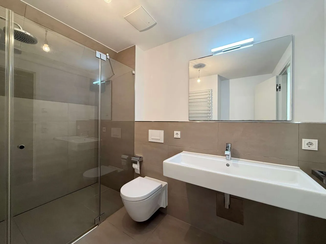 6 Zimmer Wohnung mit 167 m² in München – Bild 11