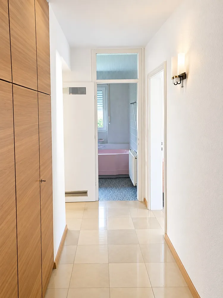 4 Zimmer Wohnung mit 114 m² in Stuttgart – Bild 2