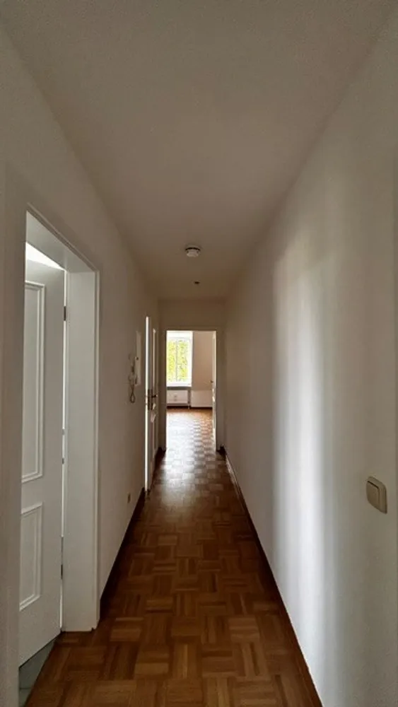 2 Zimmer Wohnung mit 59 m² in München – Bild 2
