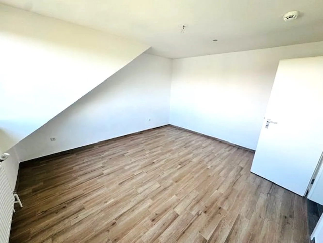 4 Zimmer Wohnung mit 83 m² in Neumünster – Bild 4