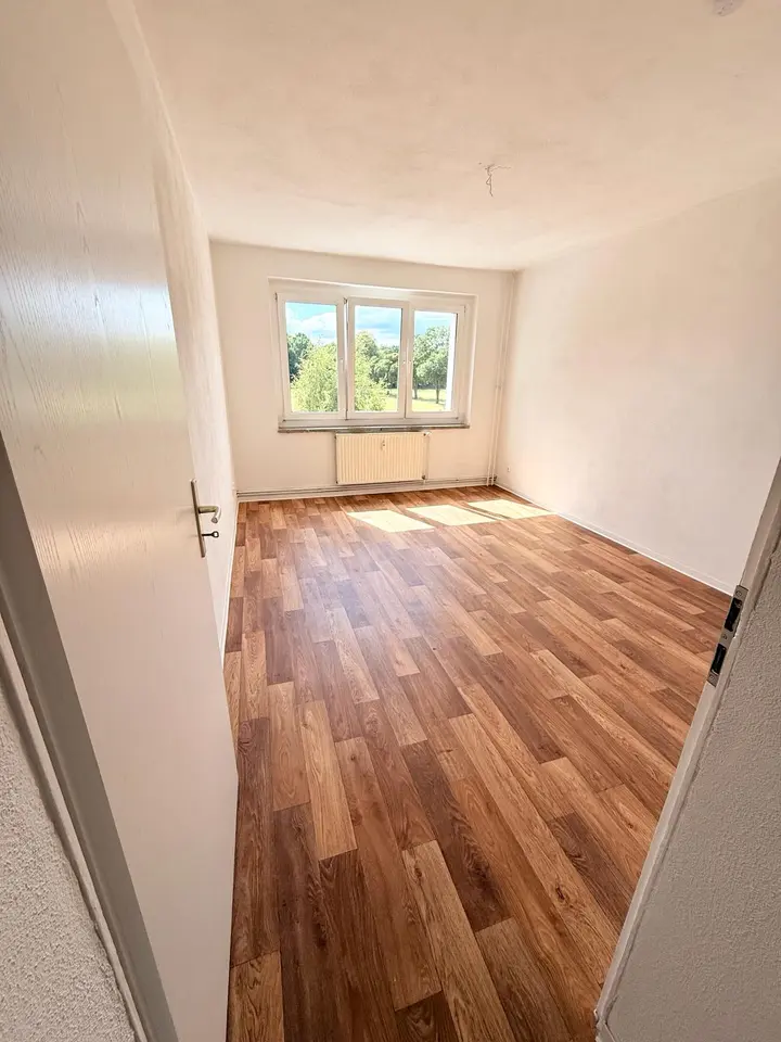 4 Zimmer Wohnung mit 77 m² in Kamenz – Bild 2