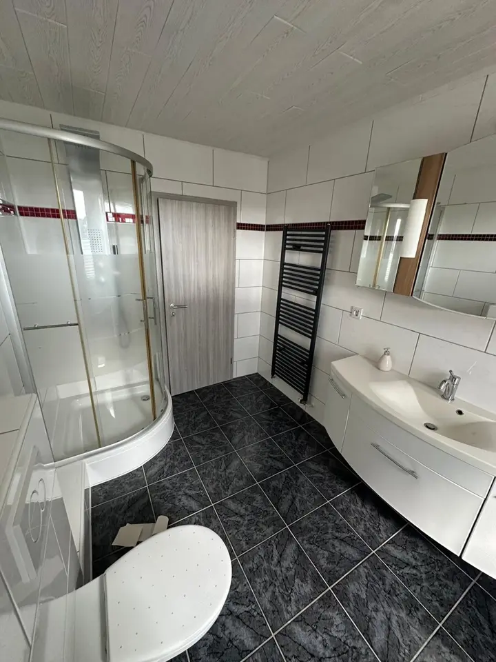 4 Zimmer Wohnung mit 128 m² in Saarbrücken – Bild 5