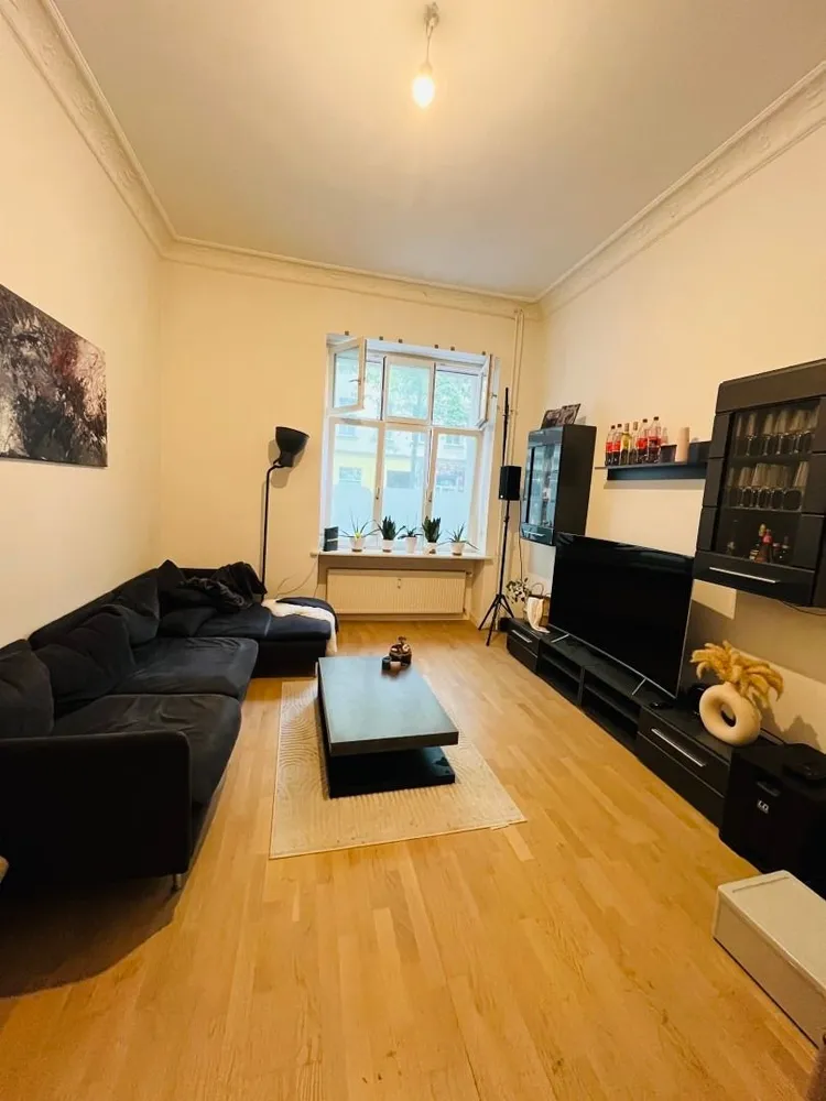 2 Zimmer Wohnung mit 66 m² in Berlin – Bild 1