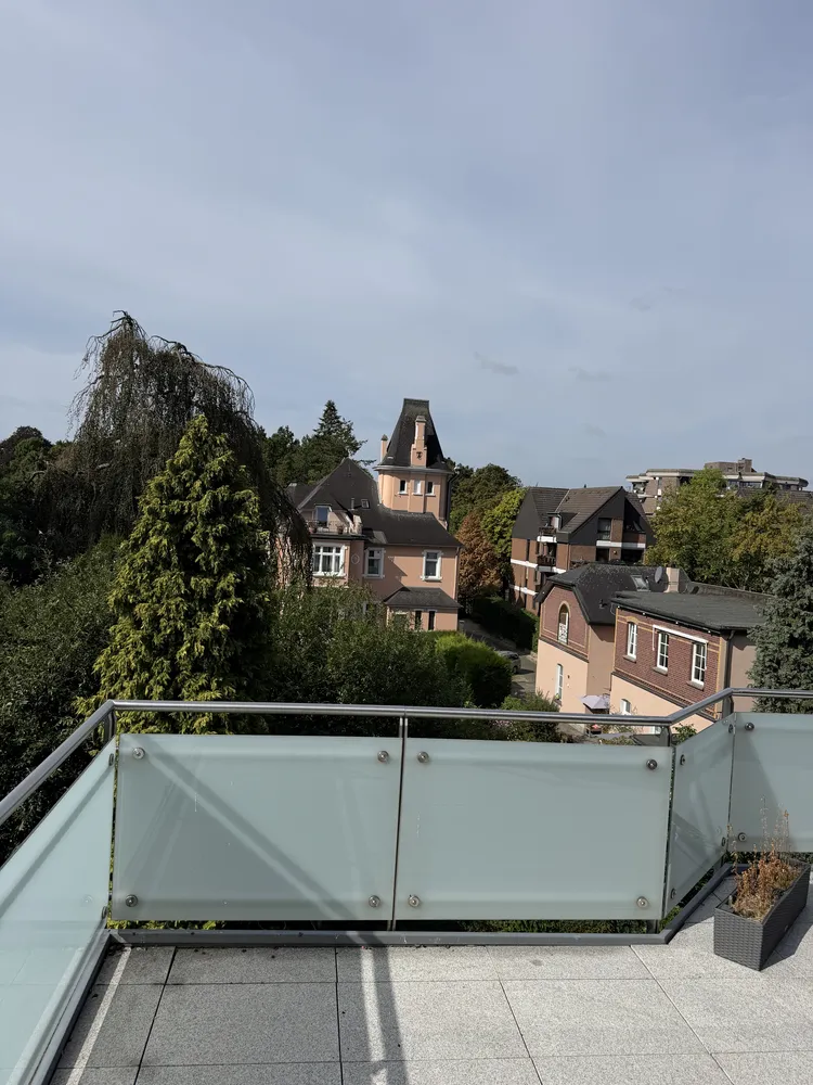 2 Zimmer Wohnung mit 90 m² in Krefeld – Bild 1