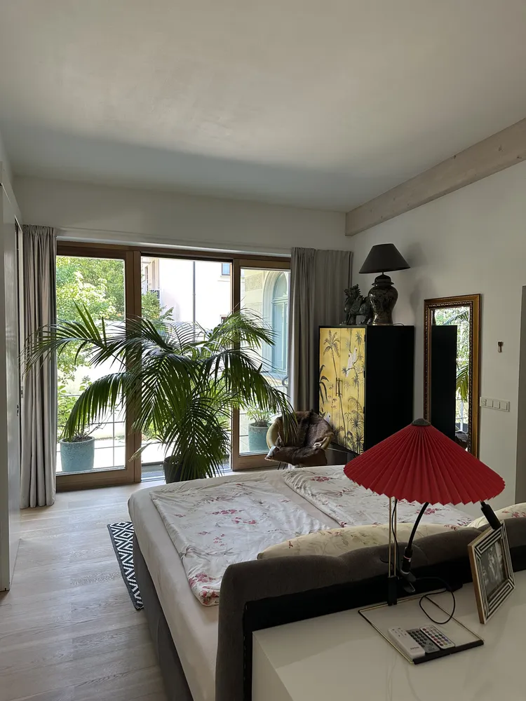 2 Zimmer Wohnung mit 160 m² in München – Bild 4