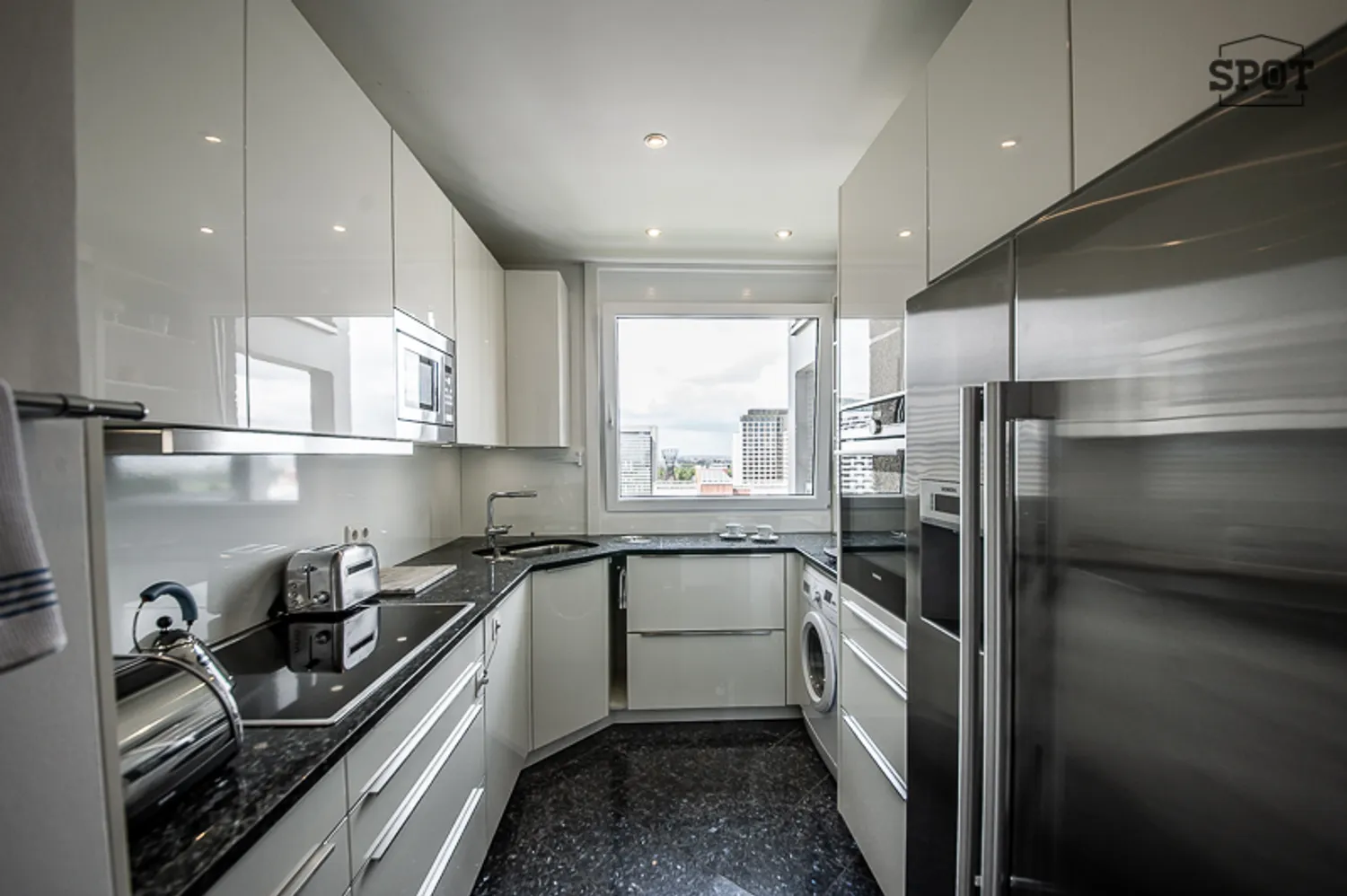 4 Zimmer Wohnung mit 127 m² in München – Bild 5