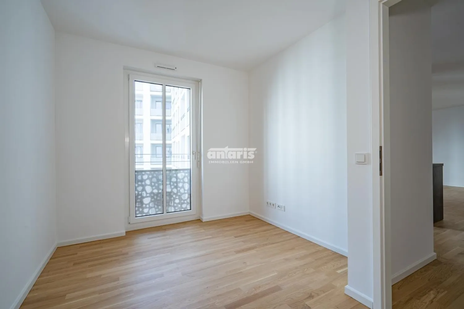 3 Zimmer Wohnung mit 82 m² in Dresden – Bild 3