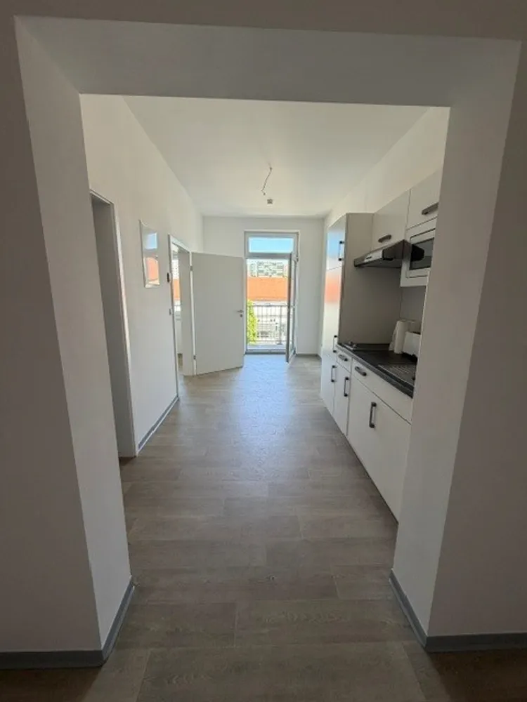 2 Zimmer Wohnung mit 35 m² in Halle (Saale) – Bild 4