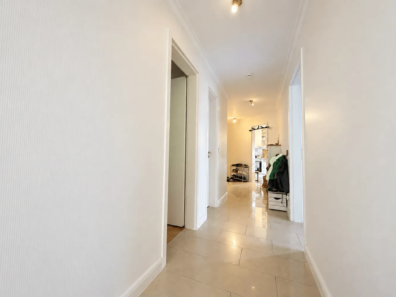 3 Zimmer Wohnung mit 95 m² in Hamburg – Bild 12