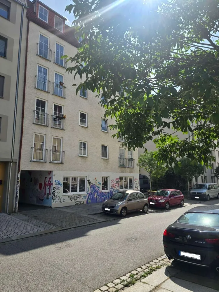 5 Zimmer Wohnung mit 123 m² in Dresden – Bild 2