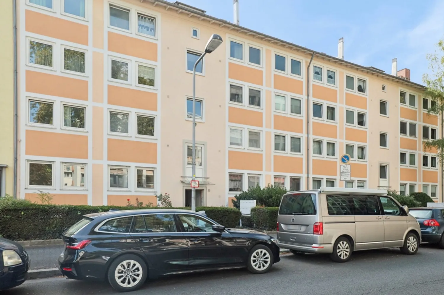 3 Zimmer Wohnung mit 80 m² in Frankfurt am Main – Bild 1