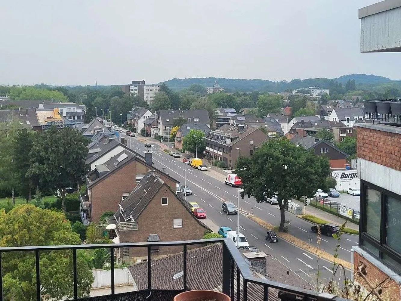 4 Zimmer Wohnung mit 97 m² in Krefeld – Bild 2
