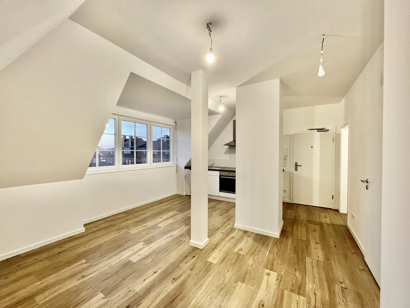 2 room apartment with 42 m² in Lübeck – Photo 1