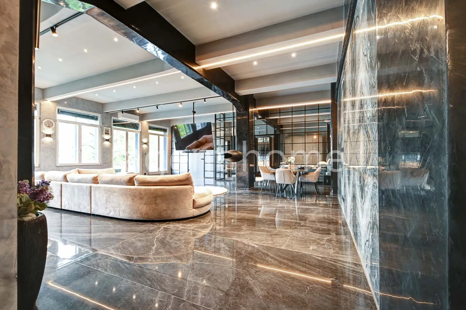 2 Zimmer Wohnung mit 139 m² in Stuttgart – Bild 9