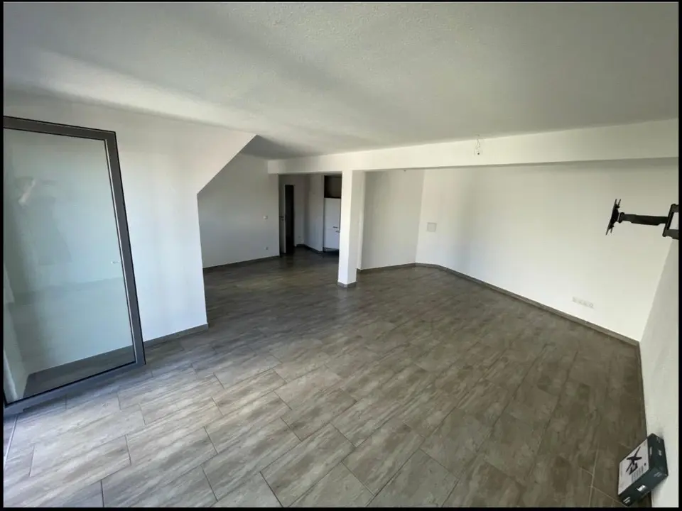 3 Zimmer Wohnung mit 78 m² in Suhl – Bild 1
