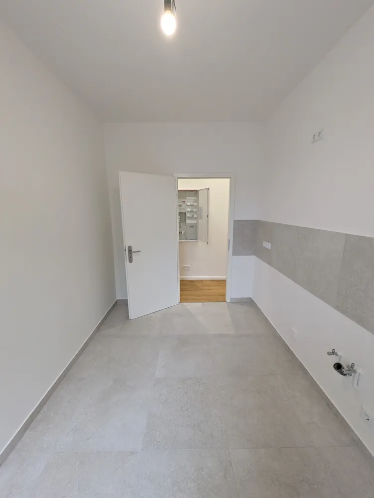 2 Zimmer Wohnung mit 73 m² in Berlin – Bild 11