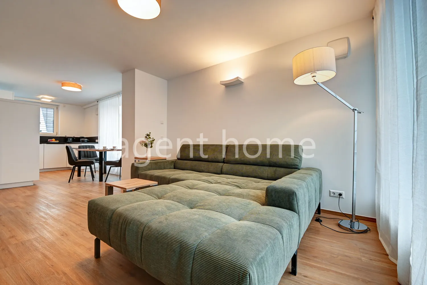 2 Zimmer Wohnung mit 75 m² in Stuttgart – Bild 3
